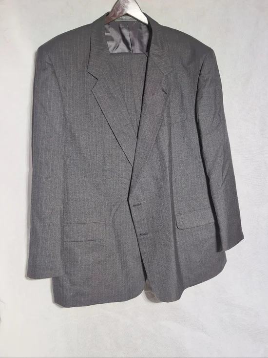 Andre Vachon Vintage Classic Men's Gray Pinstripe Suit