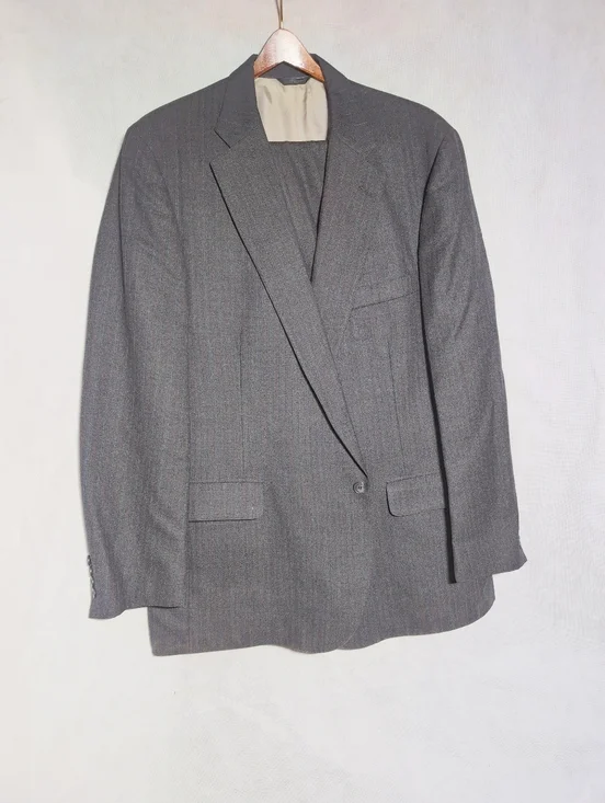 Kilgour French & Stanbury Virgin Wool Classic Men's Gray Pinstripe Suit