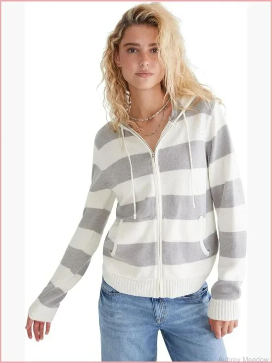 Long Sleeve Hooded Cable Knit Cardigan with Pockets