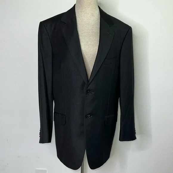 🔹 Ermenegildo Zegna Wool Suitcoat