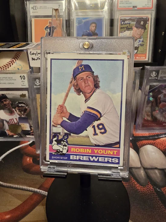 Topps Robin Yount Brewers Trading Card - White, Blue, Purple, Yellow