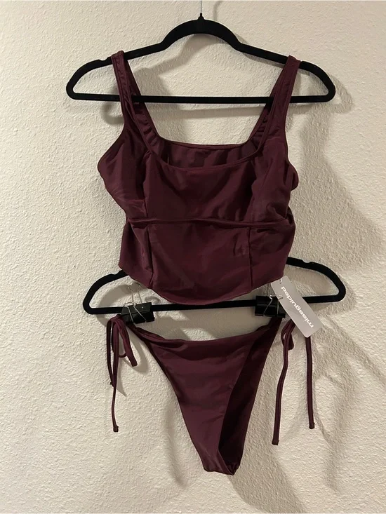 Missguided Girls Burgundy Two-Piece Tankini Set