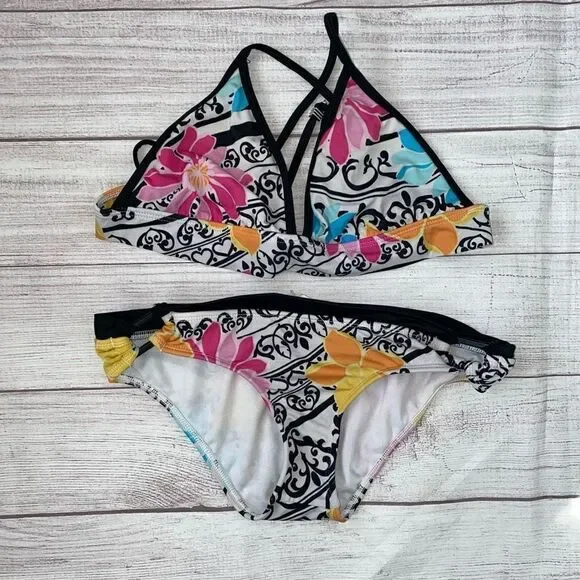 Tropical print floral 2 piece bikini w/criss cross back tie string sz M women