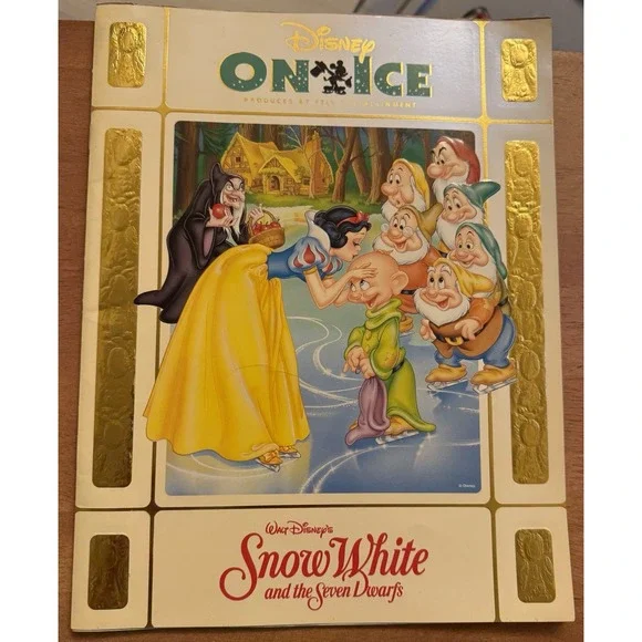 Walt Disney's On‎ Ice Official Snow White and the Seven Dwarfs Program 2000