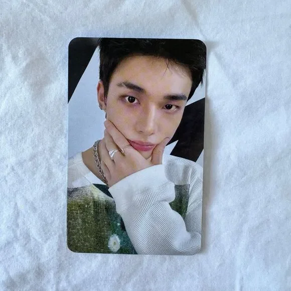 Hyunjin Dominate Celebrate Online Pop Up Photocard