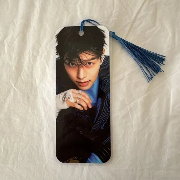 Stray Kids Seungmin laminated bookmark