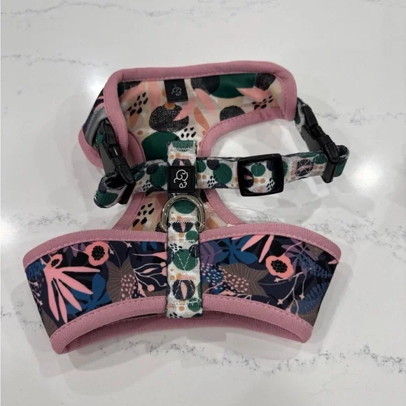 NEW Lucy & Co. The Making Magic Reversible Basic Dog Harness size small