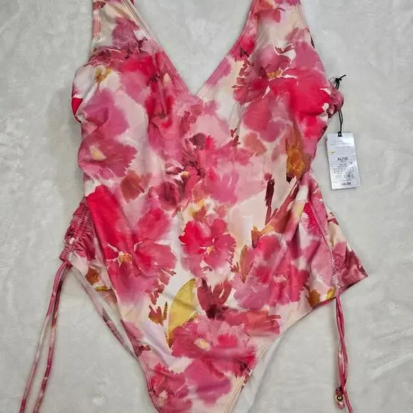 Shade & Shore Women's Floral Print V-Neck One-Piece Swimsuit size XL NWT