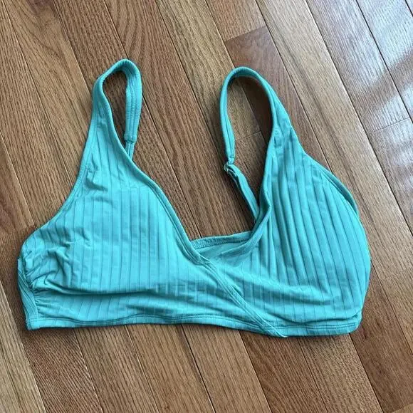 Time and Tru Women's green blue Bikini and tankini sets