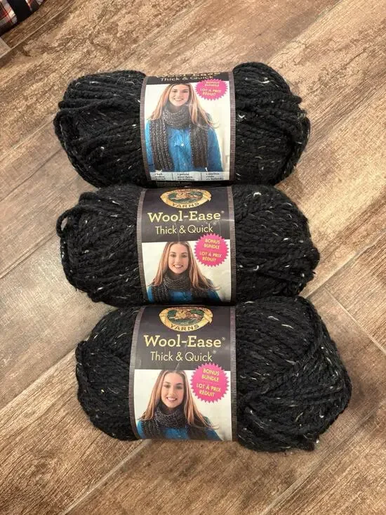 Lion Brand Yarn Bonus Bundle 641-155 Obsidian Lot#77642 Pack Of 3