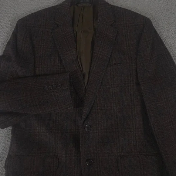 Men's Brown Plaid Blazer - Classic Tailored Jacket