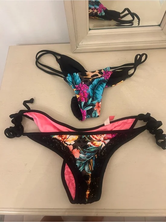 Bundle- Tropical scrunch back Bikini Bottoms