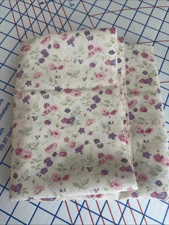 Vintage 90s Floral Fabric 1 3/4+ Yds x 44 Pink Purple Roses Lightweight