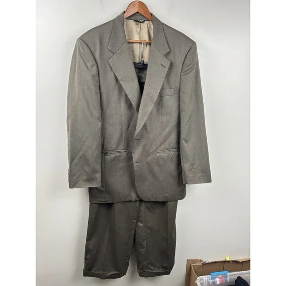 Vintage Bill Blass Men’s Suit 44L Taupe Gray 100% Wool USA 80s 90s Power Suit