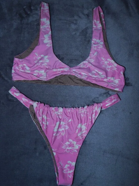 Acacia Neon Vintage Set