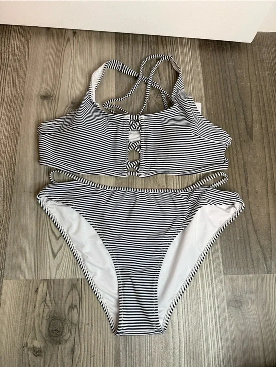 Cupshe Striped Two-Piece Bikini