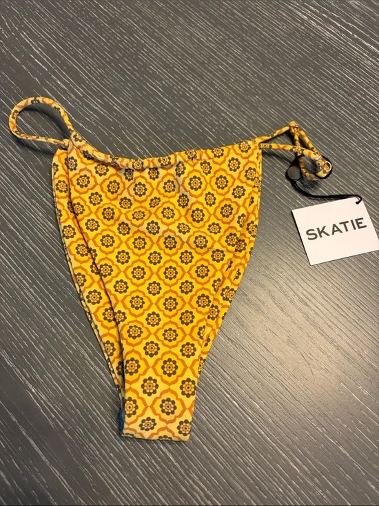 Skatie Yellow Floral-Print Bikini Bottom