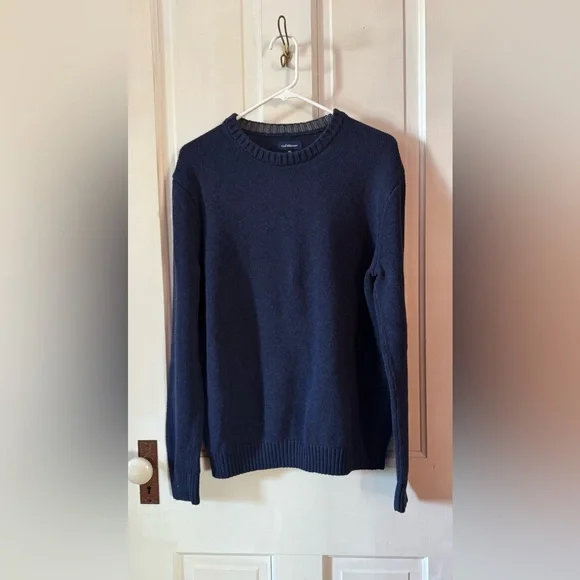 Croft & Barrow Men's Dark Blue Crewneck Sweater