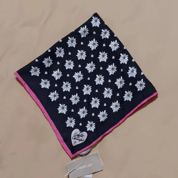 Codello Oktoberfes Silk Scarf Daisy Print 21