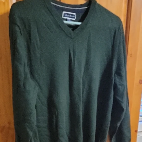 Club Room Men's Forest Green V-Neck Sweater