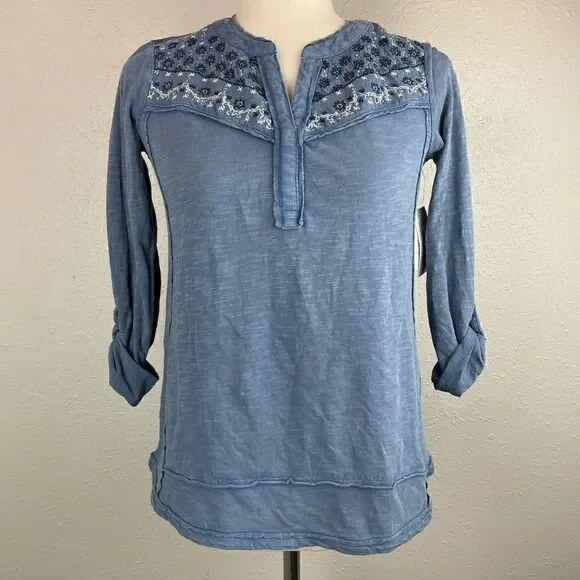 NWT Style & Co V-Neck Top Size PP