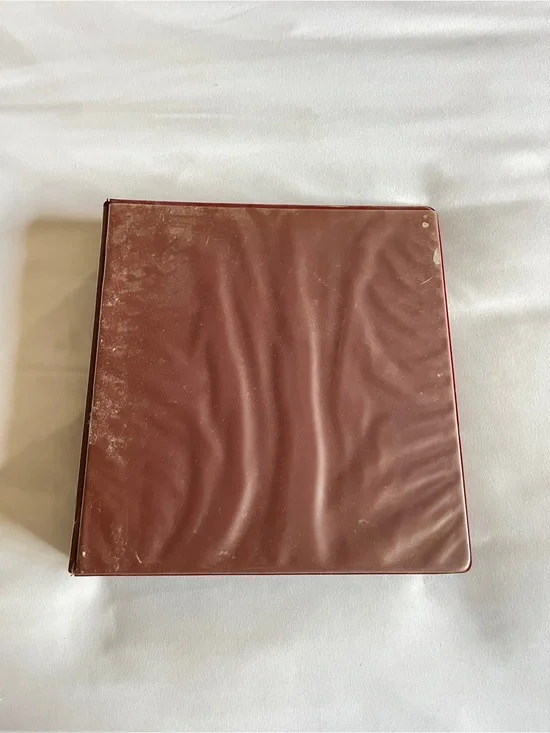 Samsill Maroon 3-Ring Binder 1.5” Spine 1” Round Ring Inside Pocket