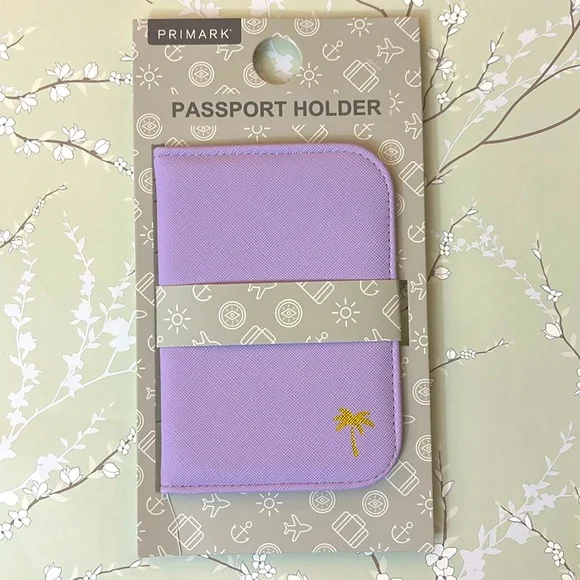 PASSPORT HOLDER IN COLOR PURPLE WITH GOLD PALM