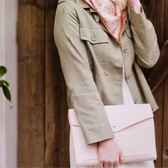 Glass Ladder & Co- The Meagan Portfolio in Blush Pink