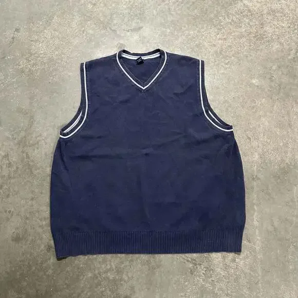 Vintage Gap Men's Navy Blue V-Neck Sleeveless Sweater Vest