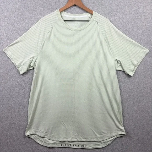 Lululemon Drysense Shirt Mens 2XL Light Green Short Sleeve Curve Hem Stretch Tee