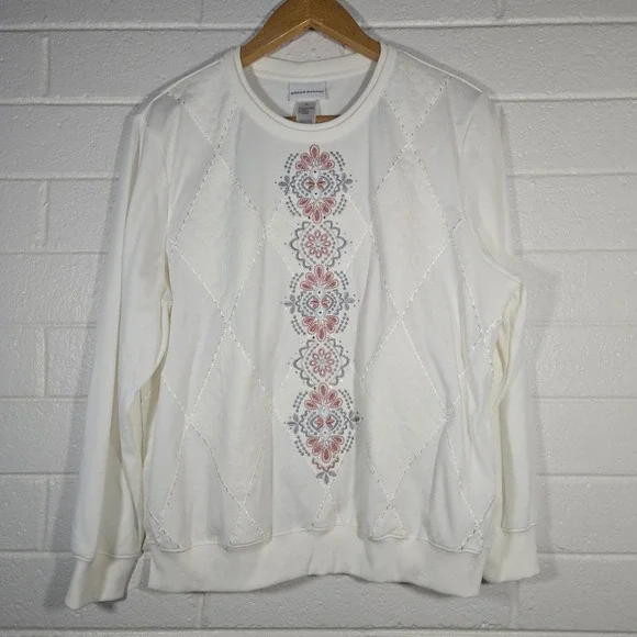 Alfred Dunner Sweatshirt XL White‎ Embroidered Quilted Floral Grannycore