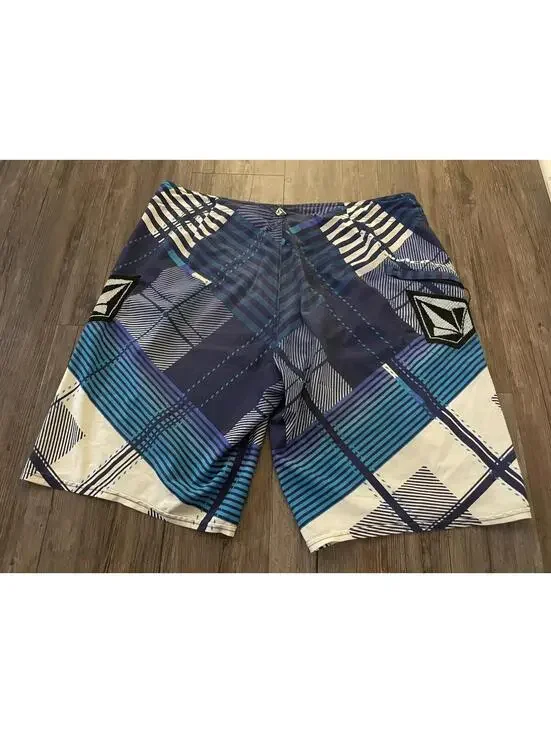 Y2K Volcom Annihilator Bruce Irons Board Shorts Sz 36 Surf