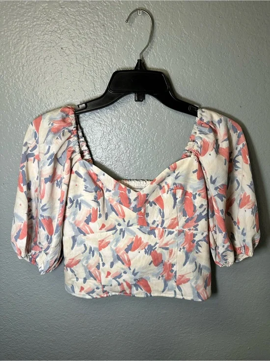 Abercrombie & Fitch Coral and Blue Floral Puff-Sleeve Crop Top