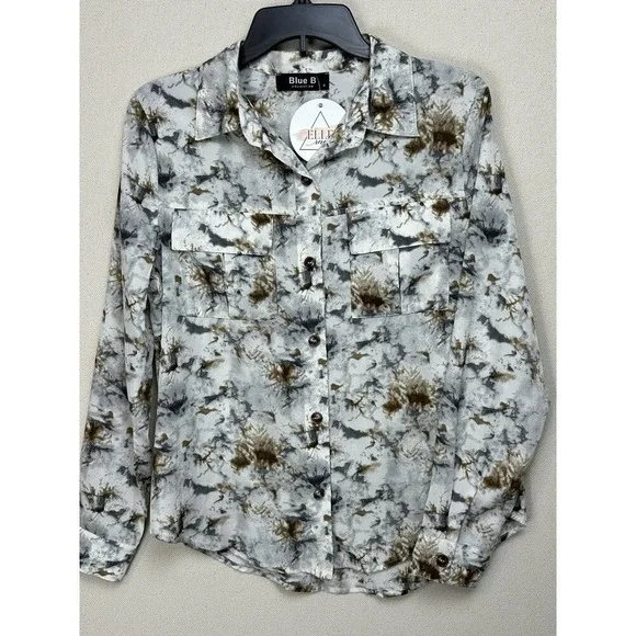 Blue B Collection Women's Size Small LS‎ Button Up 