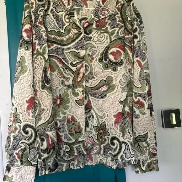 Alfred Dunner Paisley Button-Front Blouse in Green, Cream & Red