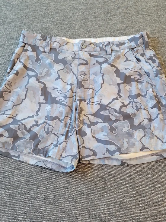 Huk Swim Trunks Men’s XL Blue‎ Camo Board Shorts Outdoors Fishing Inseam 6
