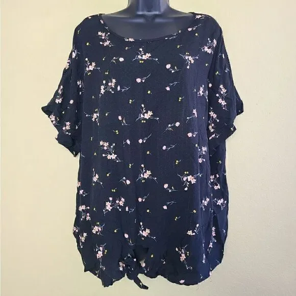 Buffalo David Bitton Floral Front Knot Top
