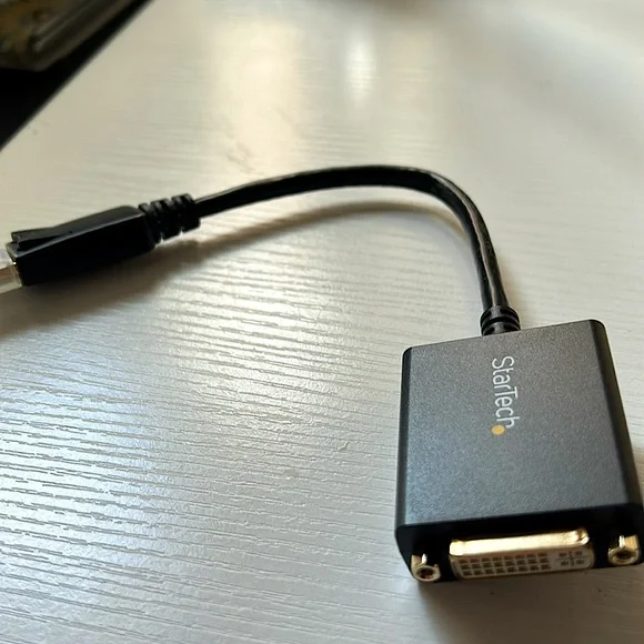NIB DisplayPort adapter DVH-I 29 pin female