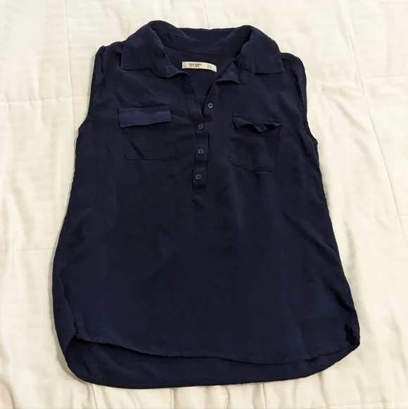 OLD Navy Sleeveless Top Size Small