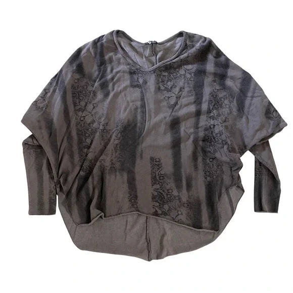 M‎ Made in Italy Gray Lace Print Oversized Batwing Sweater Small Mens Womens