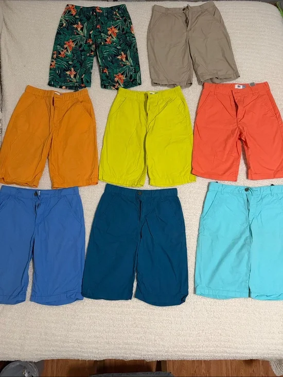 Old Navy Boys (size14) adjustable waistband longer length Shorts - 8 pack