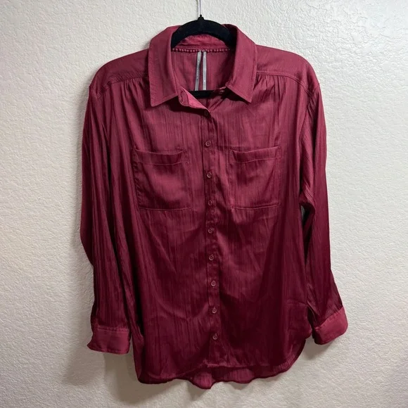 Anthropologie Womens Burgundy Textured Button Down Shirt‎ Long Sleeve Size XS