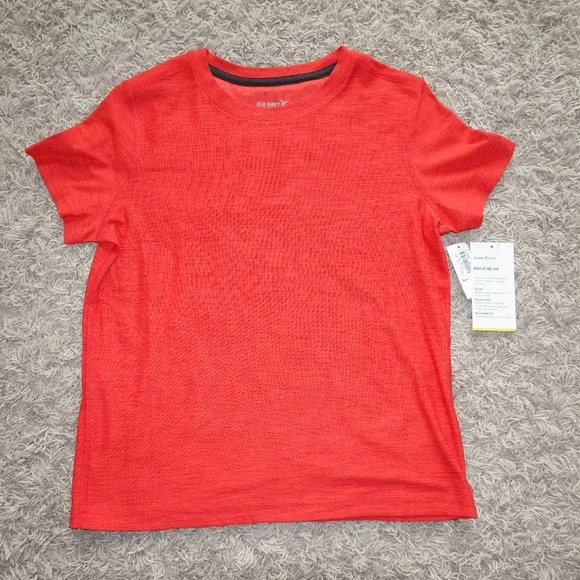 Boys Size Small 6/7 Red Old Navy Active Breathe On Short Sleeve Red Shirt, NWT