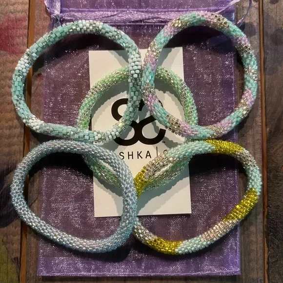 Sashka Co Beaded Bracelets Set of 5 B24
