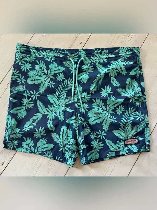 Vineyard Vines Men's Green and Blue Palm Leaf Printed Swim Trunks Size Small