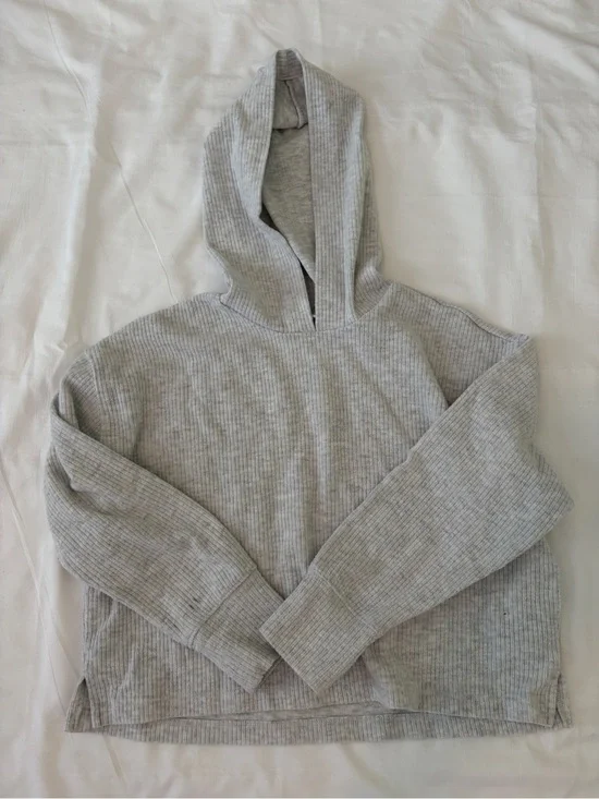 Old Navy Gray Ribbed Hoodie Sweater, size M (girls)