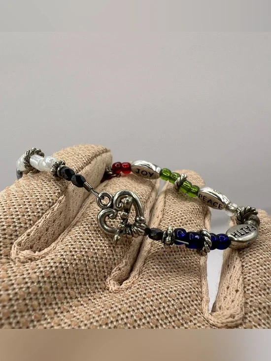 Vintage Faith Hope Love Peace Joy Word Charm Bracelet Silvertone Rainbow