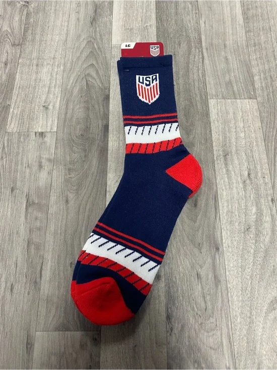 LG Men’s Athletic Crew Socks - Navy, Red & White