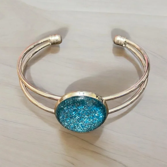 New Silver Tone Cuff Bracelet with Turquoise Stone