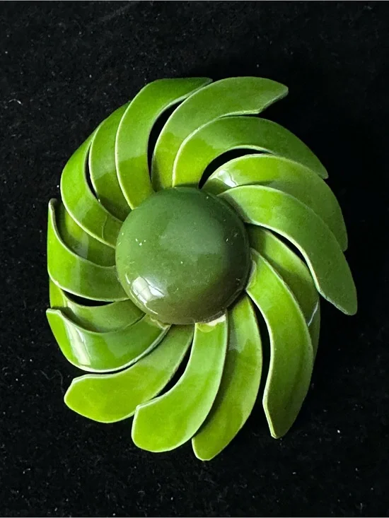 594- Vintage Enamel 1960s 